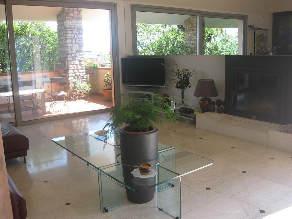 B&B Villa Adriano Desenzano del Garda Bagian luar foto